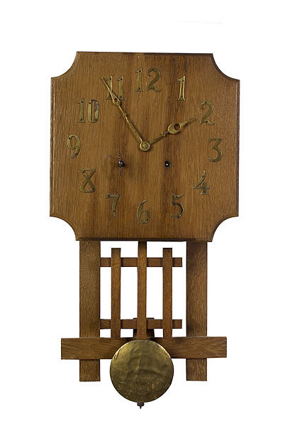 Uncatalogued Lot: Mission Oak Wall Clock, — Antique Clocks Price Guide