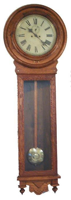 Waterbury Clock Co., hanging "Regulator No. 81", ca 1915. — Antique Clocks Price Guide