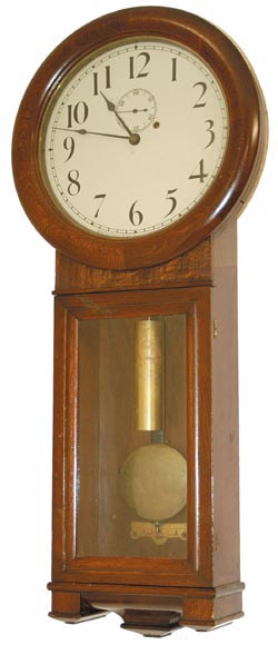 Seth Thomas, "Regulator No. 2", C. 1913-1921. This is an unusual quartered oak veneer case. — Antique Clocks Price Guide