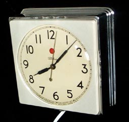 Telechron, "Consort", Model No.2F01, 1932-'39. — Antique Clocks Price Guide