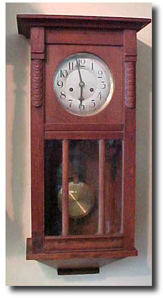 German box clock, circa 1900's — Antique Clocks Price Guide