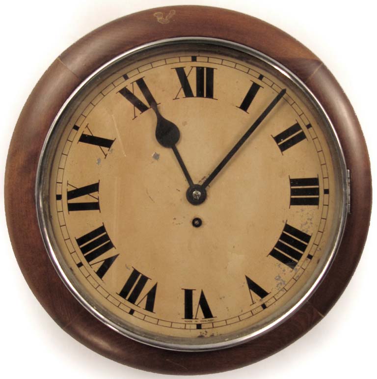 English gallery clock. — Antique Clocks Price Guide