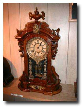 Ansonia "Monarch" Shelf Clock c. 1890 — Antique Clocks Price Guide