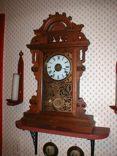 Eight-day solid Walnut  Seth Thomas  "Eclipse" shelf clock — Antique Clocks Price Guide