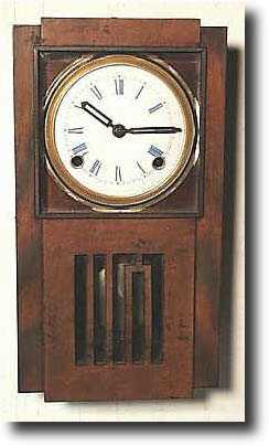 Wall clock, c. 1900 — Antique Clocks Price Guide