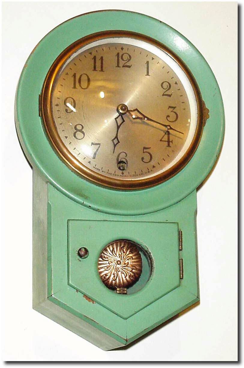C.1925, New Haven Clock Co., "MANOR' in very good original condition. — Antique Clocks Price Guide
