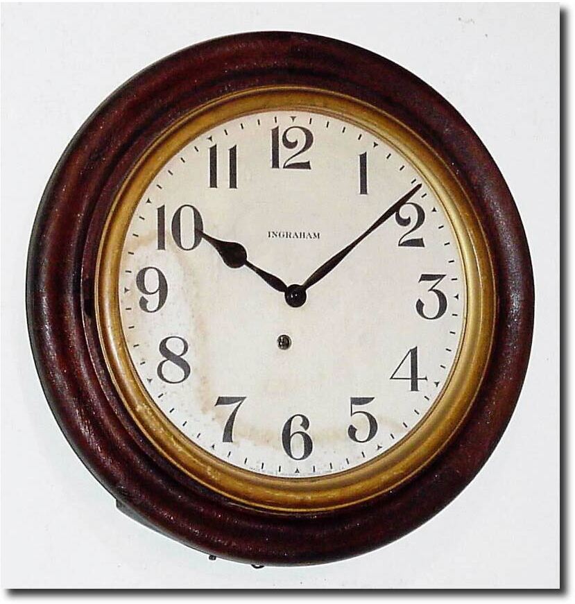 C.1928, E. Ingraham and Co., "Milford', oak gallery clock in good as-found condition. — Antique Clocks Price Guide