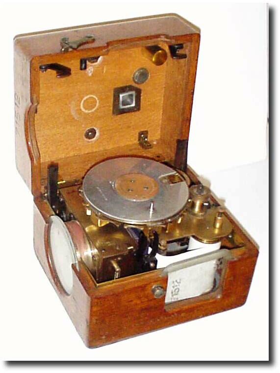 C.1925, German, Robert Plasschaert, no. 71512, Pigeon Timer. — Antique Clocks Price Guide
