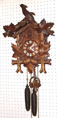 C.1920, German, Bird and 5 leaf cuckoo clock, 30-hour, as-found. — Antique Clocks Price Guide