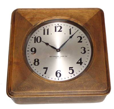 C.1930, Self Winding Clock Co., Electric battery timepiece, serial No. 134074. — Antique Clocks Price Guide