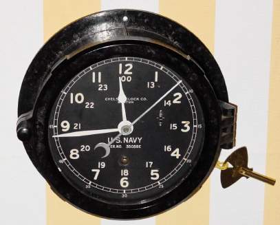 C.1942 Chelsea Clock Co., Boston. Mass., 8 -day U.S. Navy deck or Engine room timepiece type B in a bakelite case with a 12/24 hour dial. — Antique Clocks Price Guide
