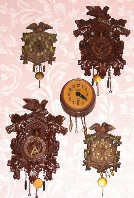 Lot of 5: C.1937 Keebler Clock Co., Lux Clock Mfg. Co., Waterbury, Conn., 30-hour novelty timepieces. — Antique Clocks Price Guide