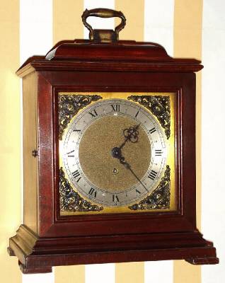 Mixed Lot, consisting of a modern mahogany bracket clock case and dial, now fitted with tandem wind Boston Clock Co., — Antique Clocks Price Guide