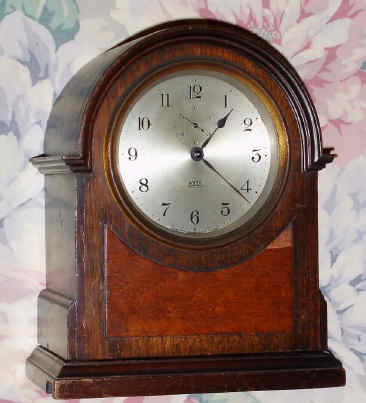 C.1932, Poole Manufacturing Co., Ithaca, NY, "Patrician", Battery electric "year running" mantel clock. — Antique Clocks Price Guide