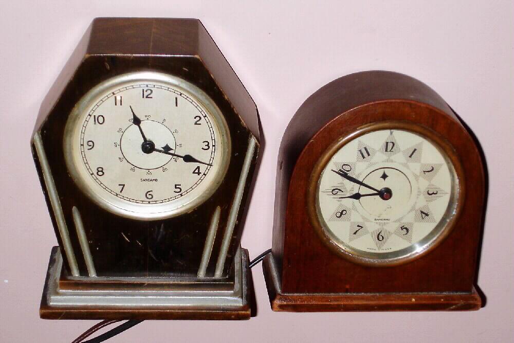 (2) Sangamo electric synchronous motor table clocks. Ht 6" and 7" — Antique Clocks Price Guide