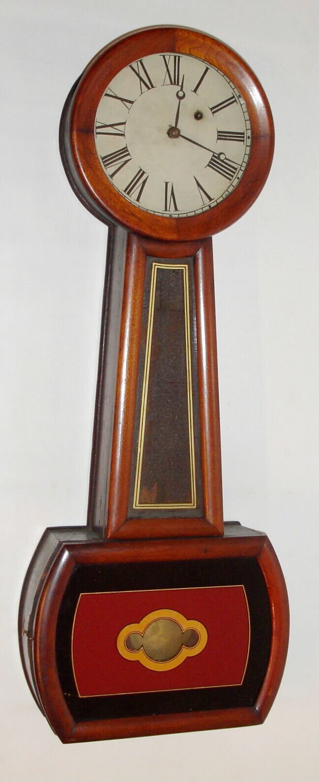 Attleboro area 8 day, weight driven banjo timepiece in mahogany case with reverse gilt glasses, c1860 — Antique Clocks Price Guide