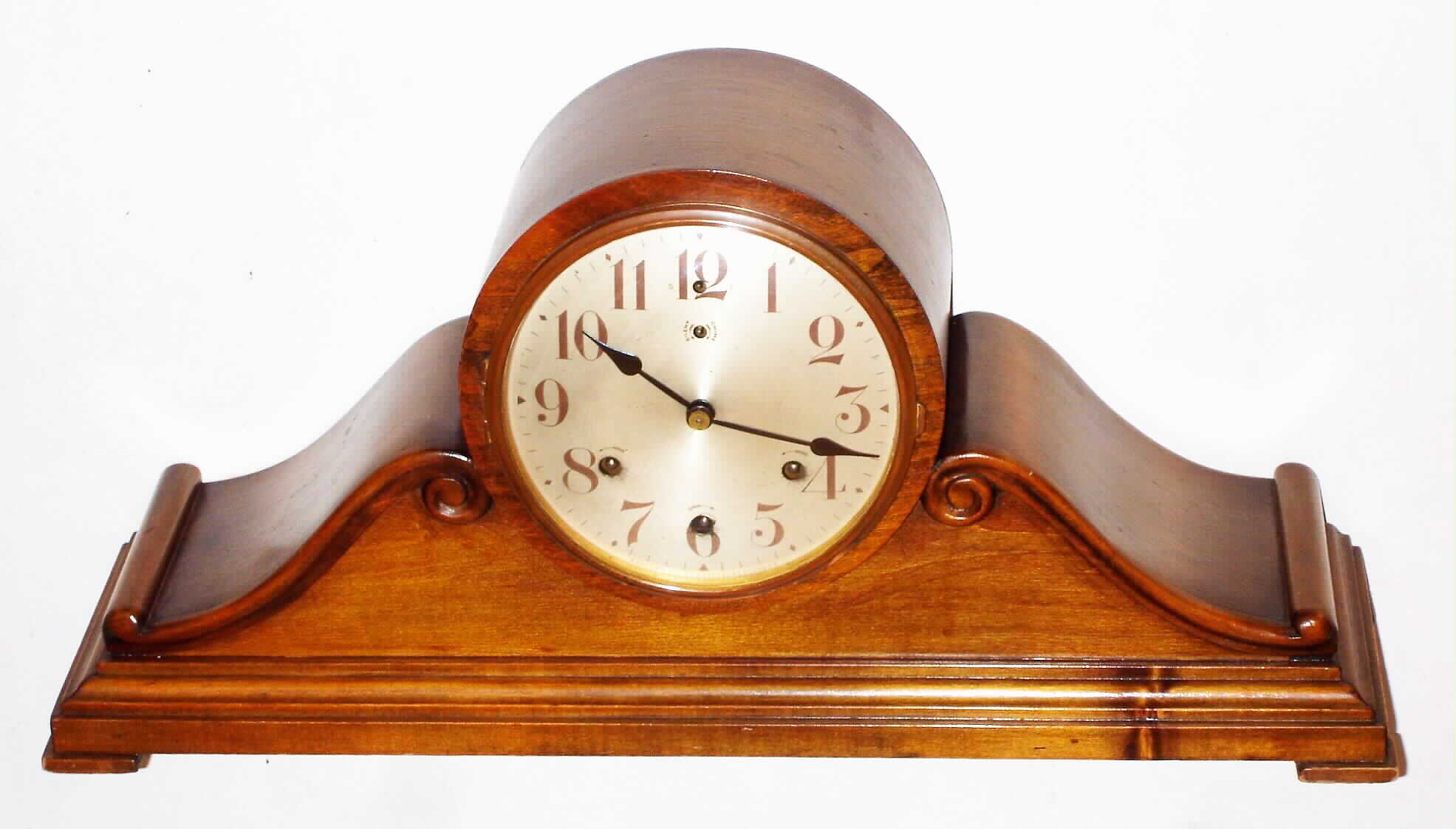 Waterbury Clock Co., Waterbury, Conn., "Chime Clock No. 905" mahogany 8 day Westminster chime mantel clock, c1920 — Antique Clocks Price Guide