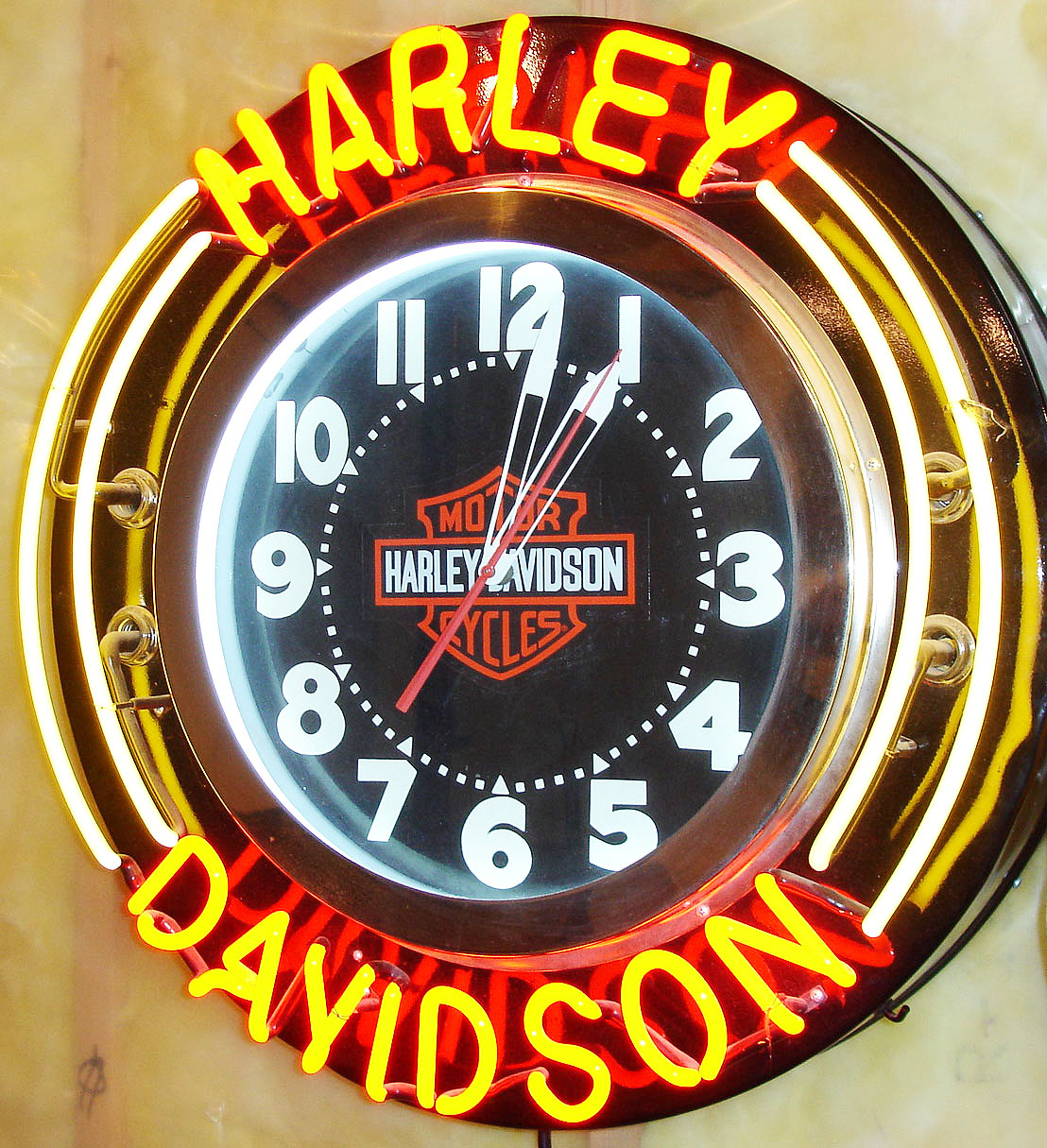 Harley Davidson neon electric wall clock, c1985 — Antique Clocks Price Guide
