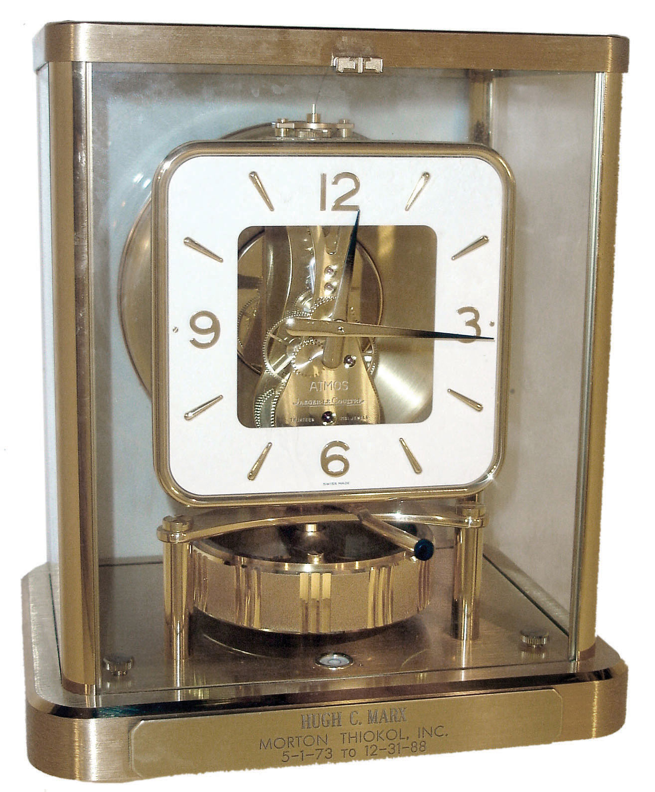 Jaeger - LeCoultre, Swiss "Atmos" 13-jewel glass and gold-plated brass perpetual mantel clock #634697 with 1988 presentation plate — Antique Clocks Price Guide