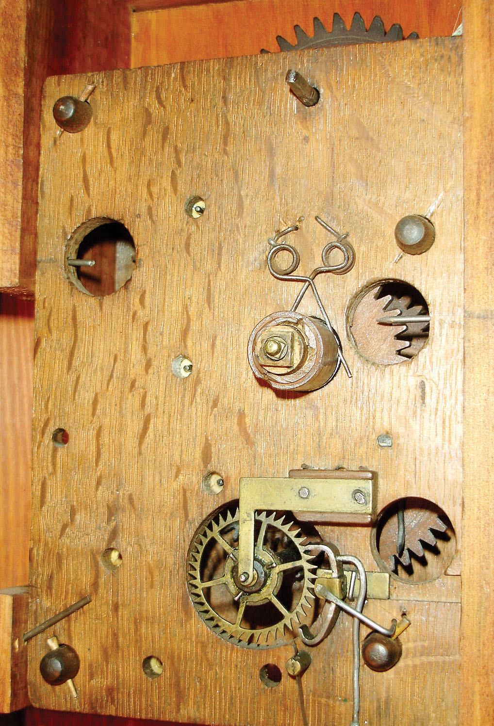 Silas Hoadley 30 hour alarm timepiece, weight driven movement in correct style bench-made case. The movement is period, c1835. — Antique Clocks Price Guide