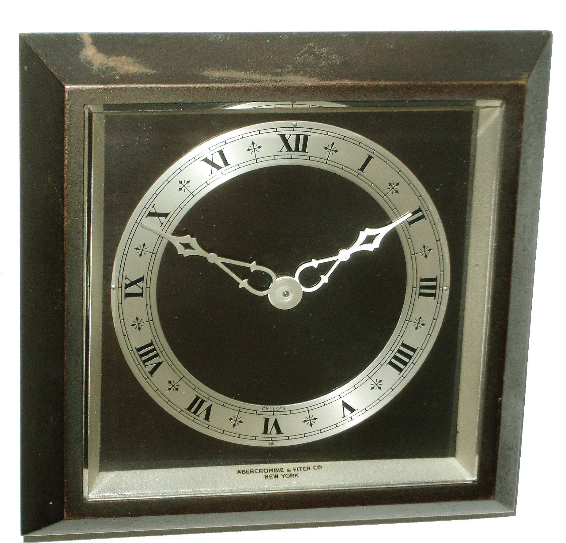 Chelsea Clock Co., Boston, for Abercrombie &amp; Fitch ÓDrakeÒ bronzed, 8 days, time only, desk clock, No. 564647, c1951 — Antique Clocks Price Guide
