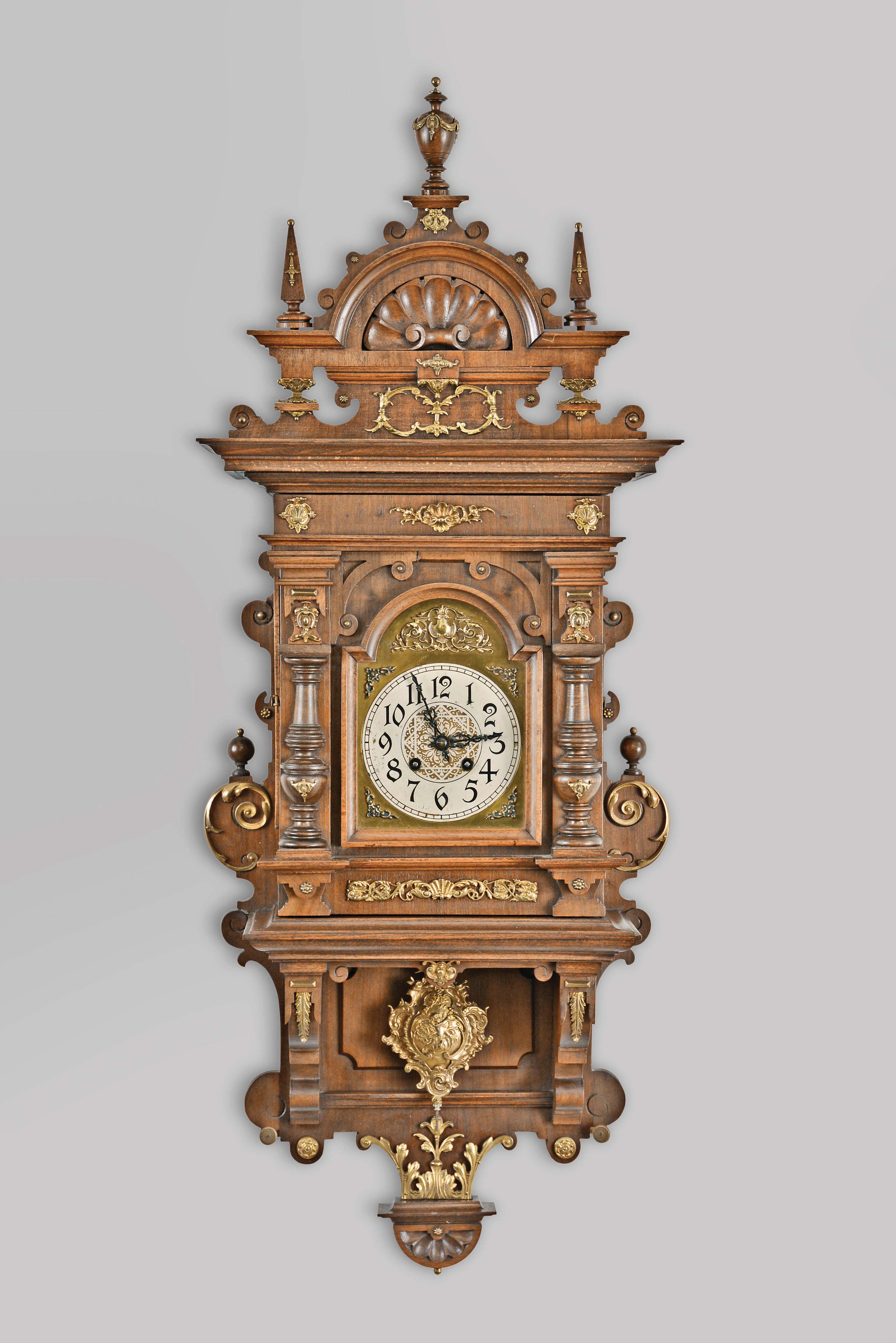 Lenzkirch, AGU, Germany, walnut "Freischwinger", "No. 89", time and quarter hour strike spring driven brass movement wall clock. Serial number 870616. Includes original Lenzkirch winding key. his clock is listed as "No. 89" in their 1901 catalog (see "Lenzkirch Clocks: The Unsigned Story", page 146): We sold one on May 16, 2015 for $2,200. — Antique Clocks Price Guide