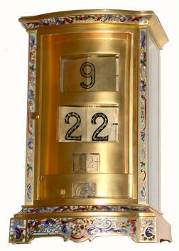 C.1900, French, Digital Flick Crystal regulator in excellent original condition. — Antique Clocks Price Guide