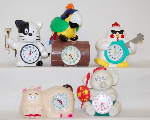 Group of 5 Plastic Battery Operated Animal Clocks — Antique Clocks Price Guide