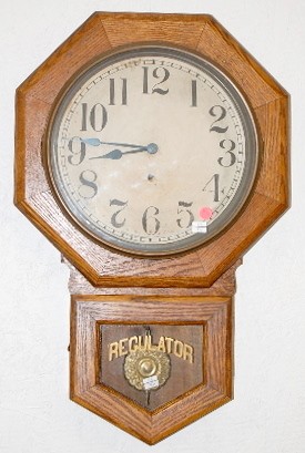 Sessions Oak Short Drop Schoolhouse Clock — Antique Clocks Price Guide
