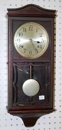 Antique New Haven "Juneau" Wall Clock — Antique Clocks Price Guide