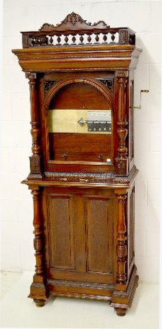 Criterion Mahogany Double Comb Disc Music Box — Antique Clocks Price Guide