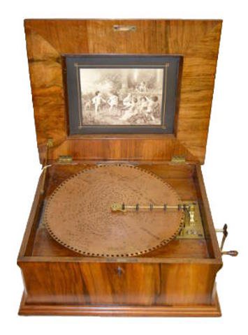 Antique Polyphon Disc Music Box w/Records — Antique Clocks Price Guide